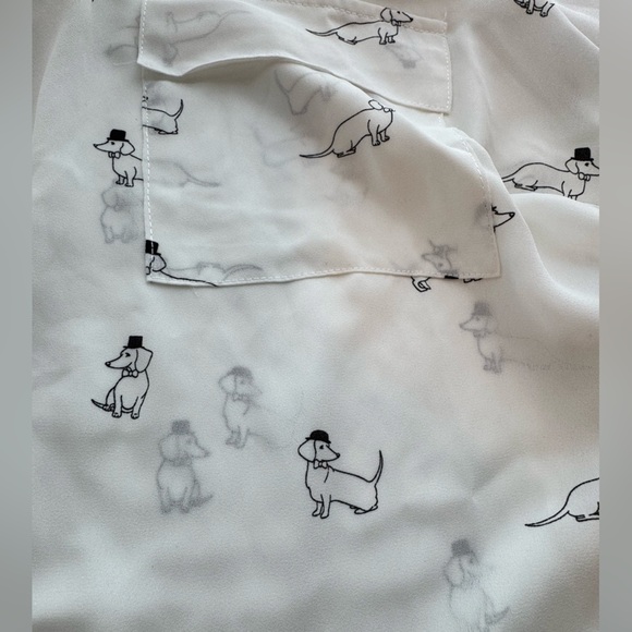 NWT Torrid Weiner Dog Dachshund
Long-Sleeve Blouse Size 4 - Picture 4 of 9